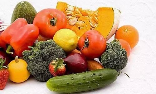 黄色吃瓜食品,口感与视觉的双重诱惑