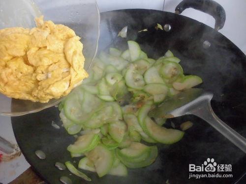 吃炒角瓜,炒角瓜的独特风味体验